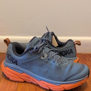 Hoka Challenger ATR 6